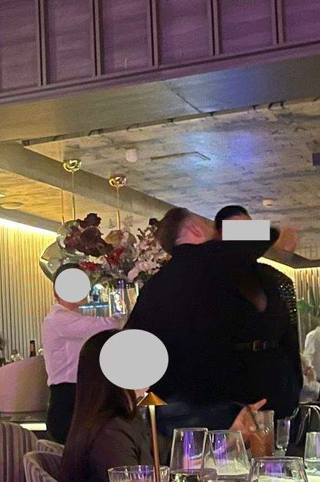 Bogdan Căplescu cucereste o bruneta