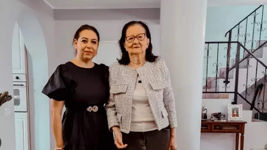 Oana Roman și mama ei, Mioara Roman