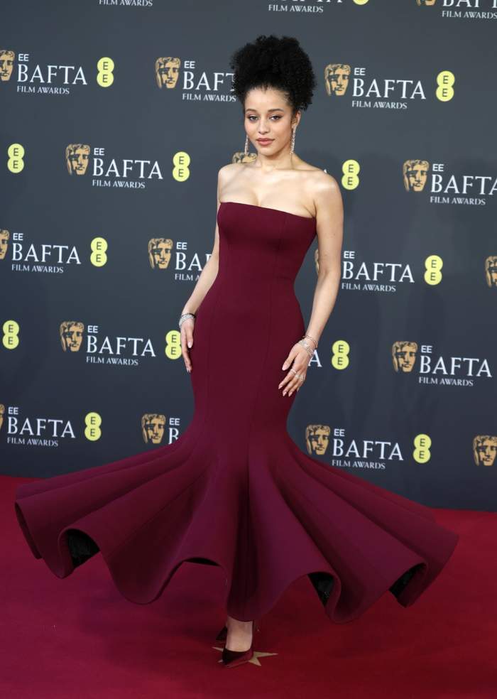 Chase Infiniti participă la gala premiilor BAFTA de la Royal Festival Hall din Londra, Marea Britanie, pe 22 februarie 2026.