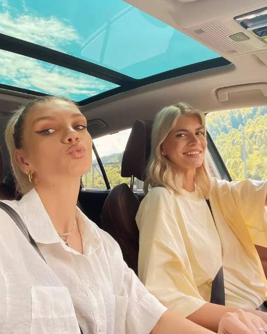 laura si bianca giurcanu