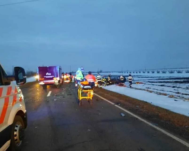 Accident mortal pe o șosea din Brăila! O fetiță de 7 ani a rămas orfană după ce părinții ei au murit