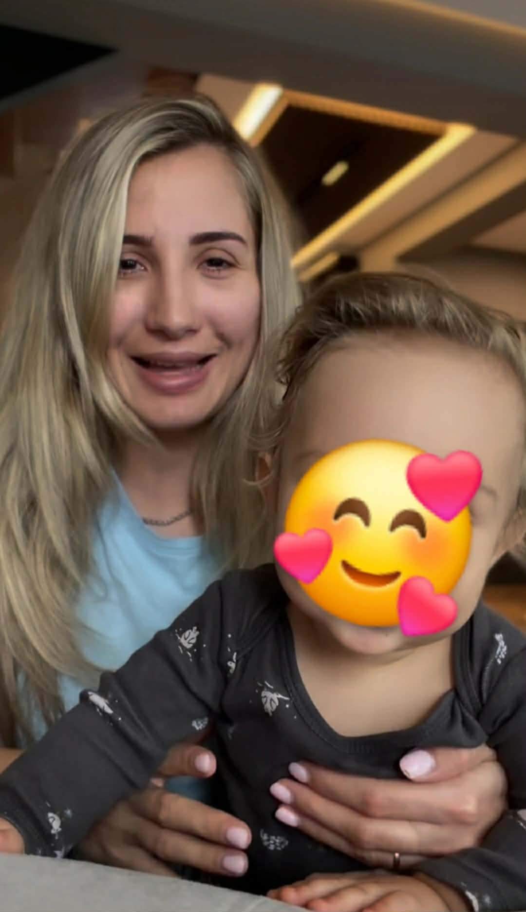 Claudia Puican și fiul ei