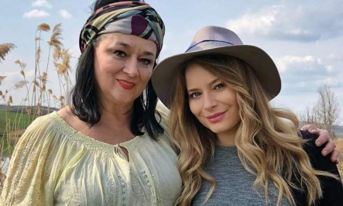 laura cosoi si mama ei