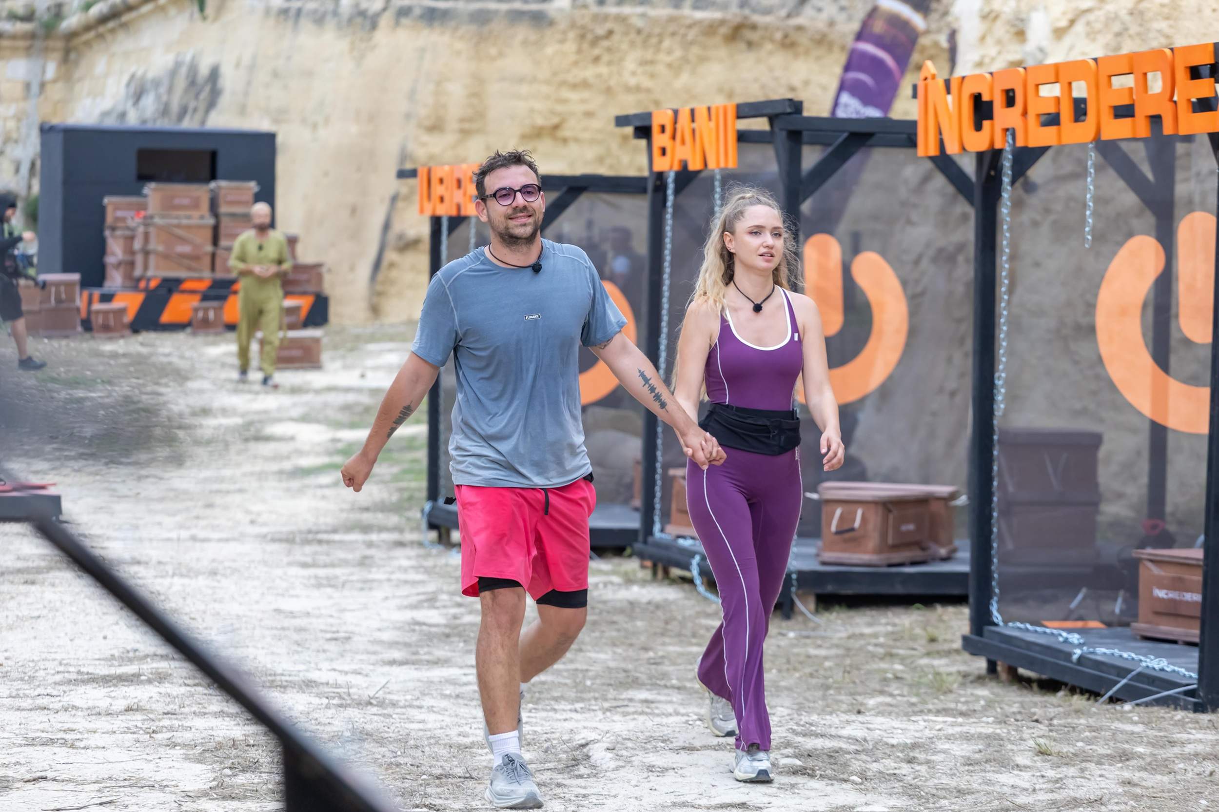 În această seară, sezonul 3 Power Couple își va găsi perechea câștigătoare! Trei echipe vor lupta, până la epuizare, într-o probă incredibilă