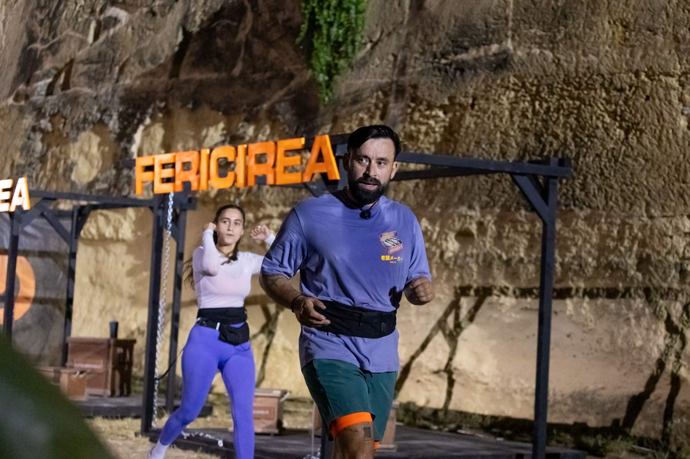 În această seară, sezonul 3 Power Couple își va găsi perechea câștigătoare! Trei echipe vor lupta, până la epuizare, într-o probă incredibilă