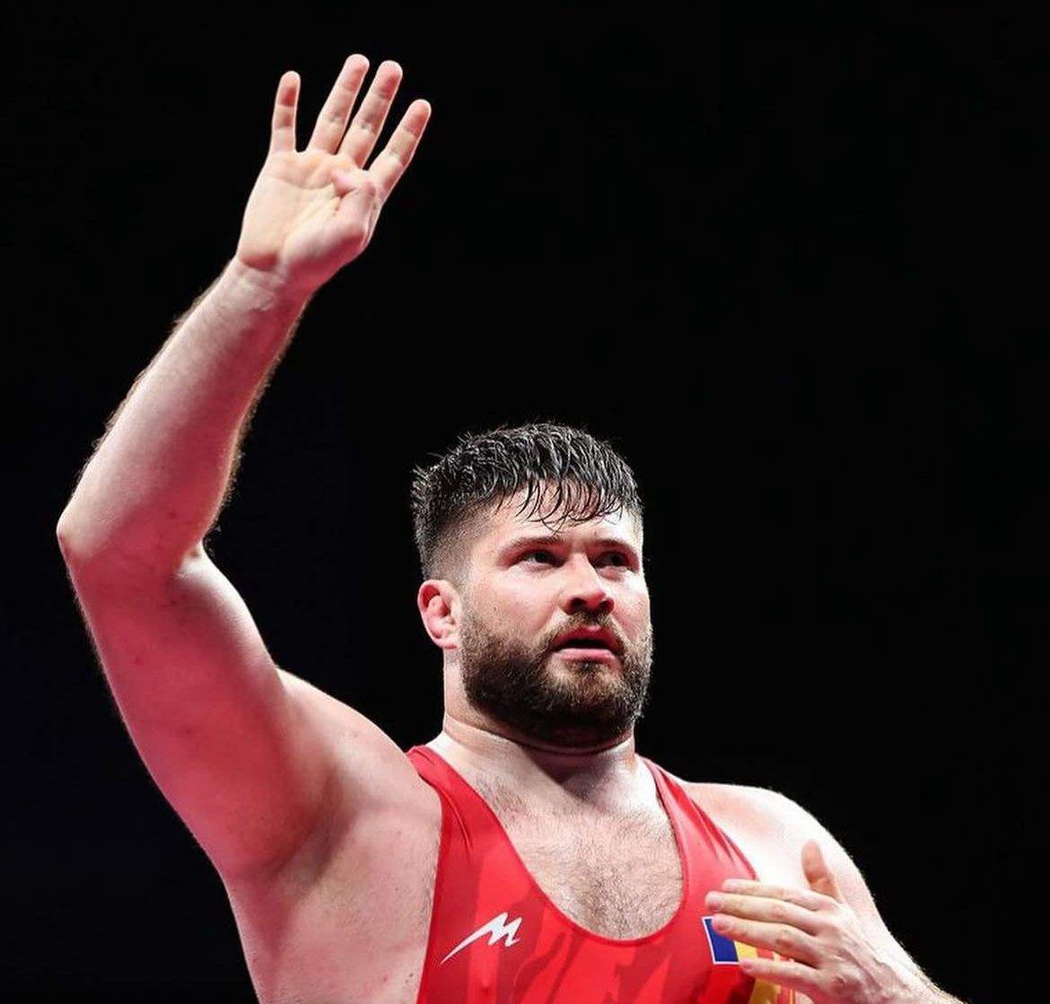 Alin Alexuc, luptător