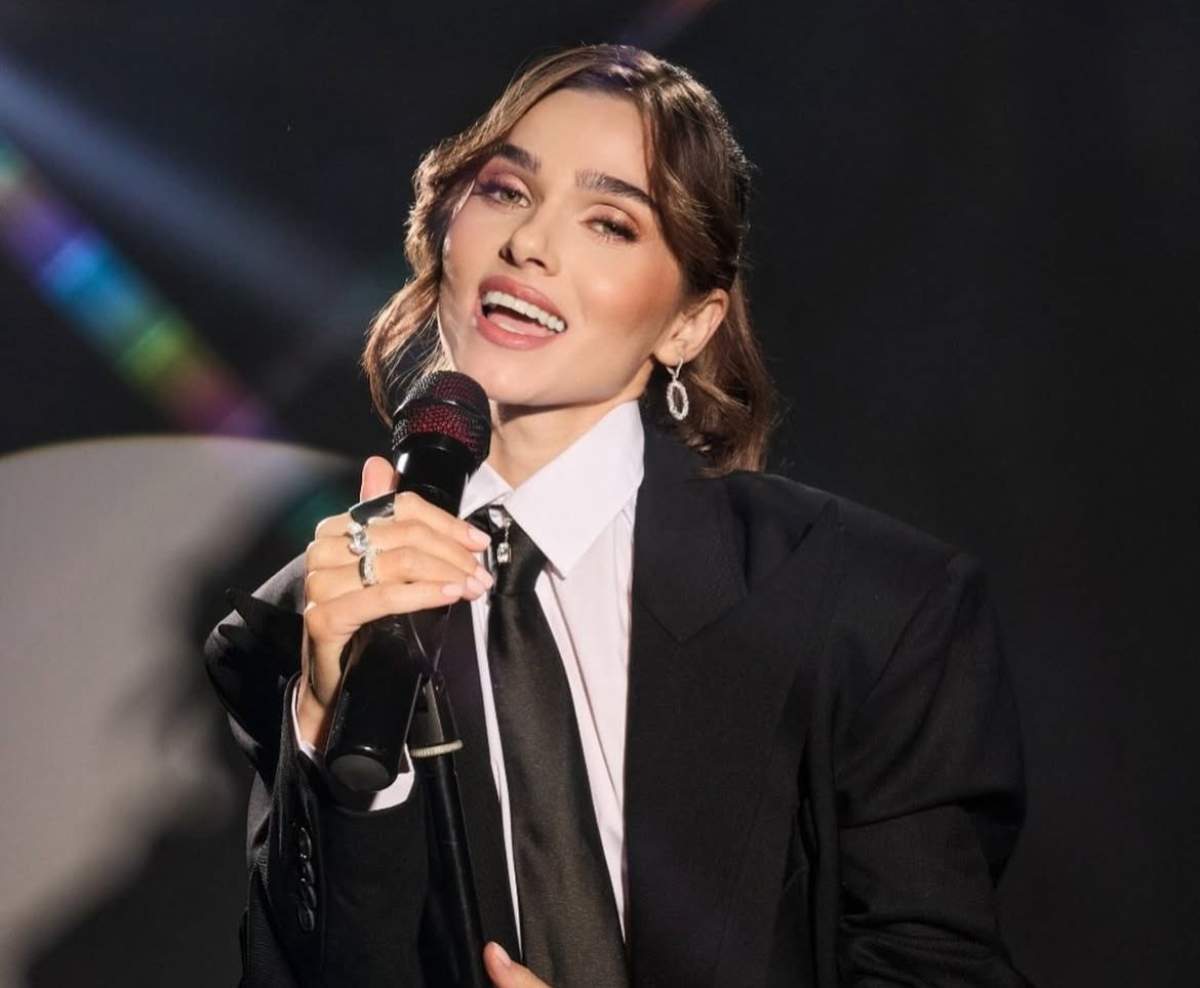 Theo Rose, la filmările unui clip video