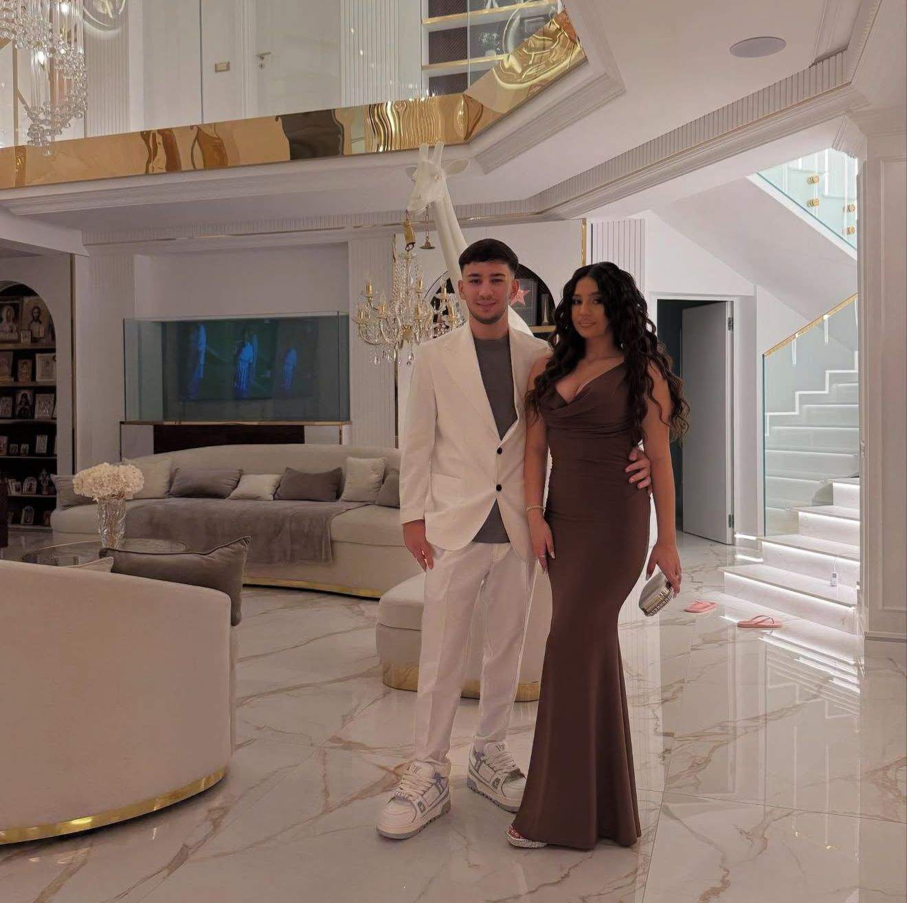 Tony One, alături de Antonia