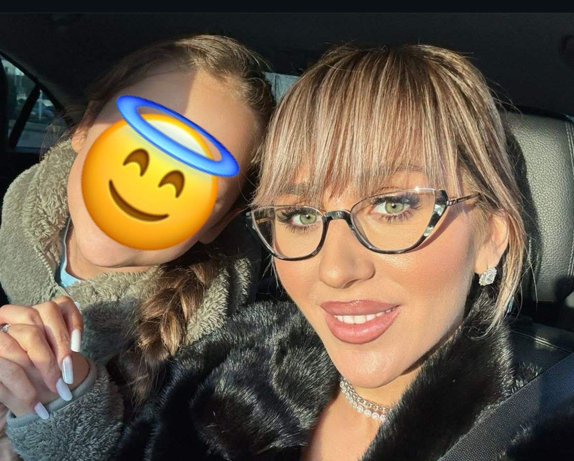 Dana Roba, alături de fiica ei