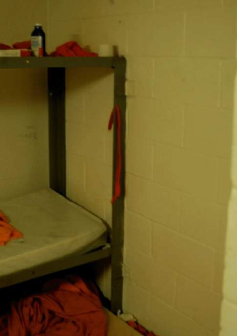 celulă din închisoare
