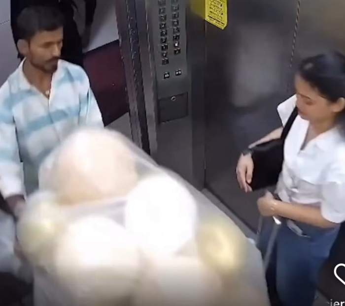 Momentul baloanelor din lift