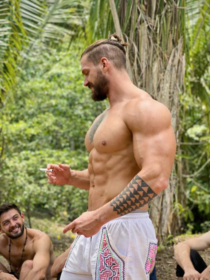 Bogdan Vlădău, într-o vacanță exotică