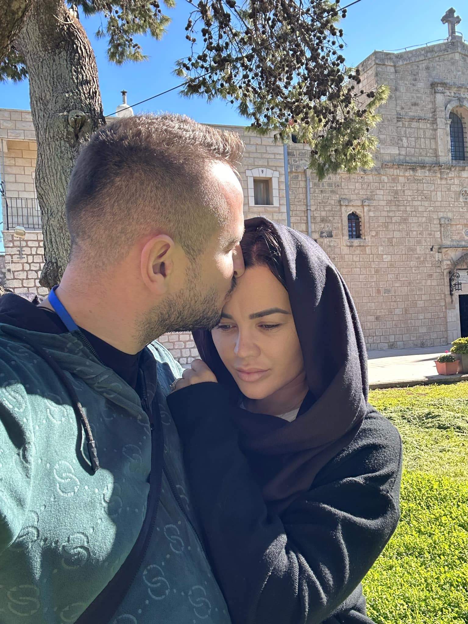 carmen de la Salciua si sotul