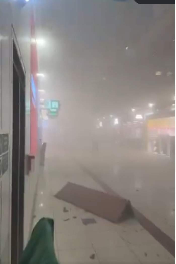 Aeroportul din Dubai a fost lovit de o dronă iraniană! Toate zborurile sunt suspendate