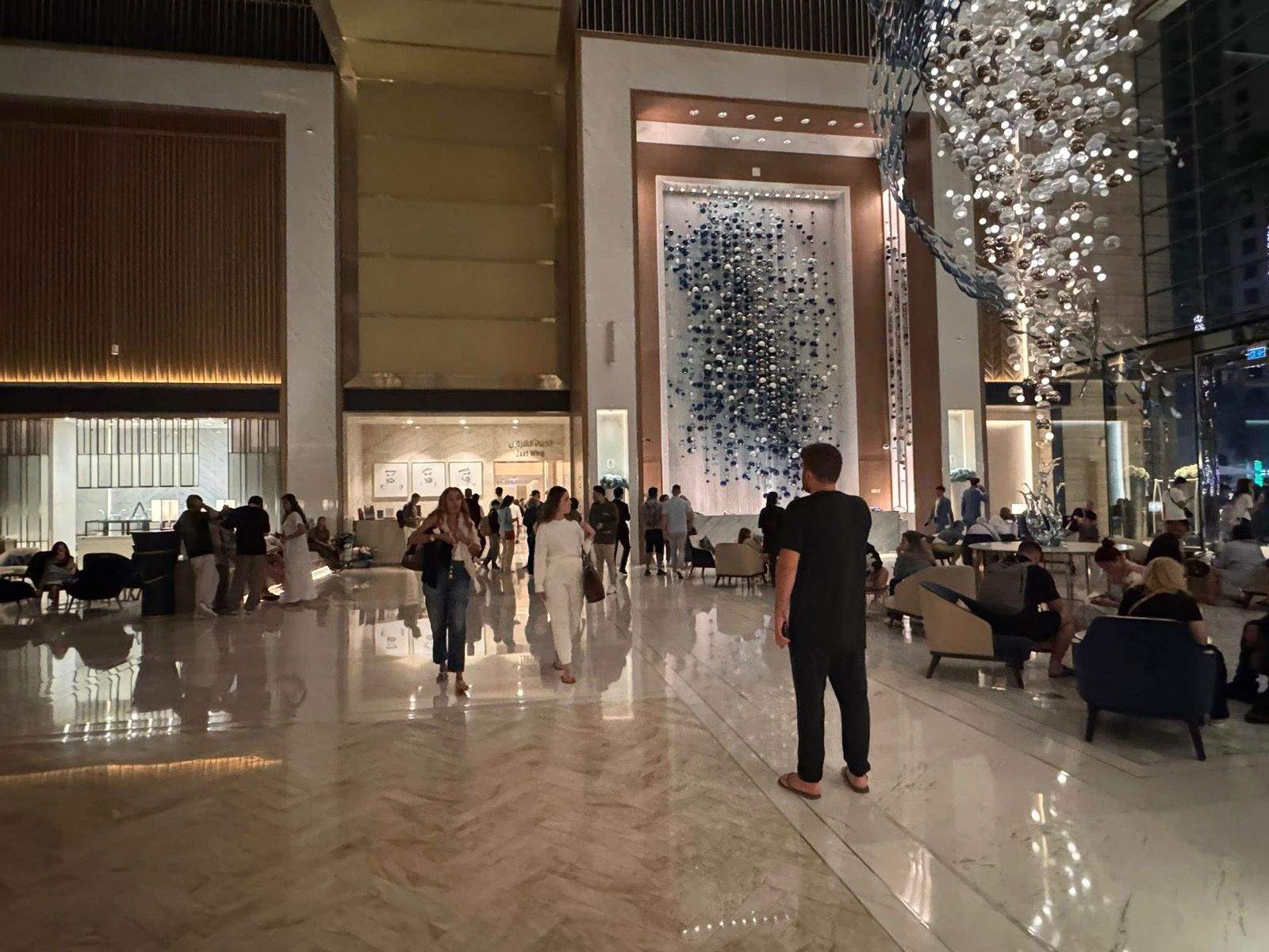 Haos într-un hotel din Dubai