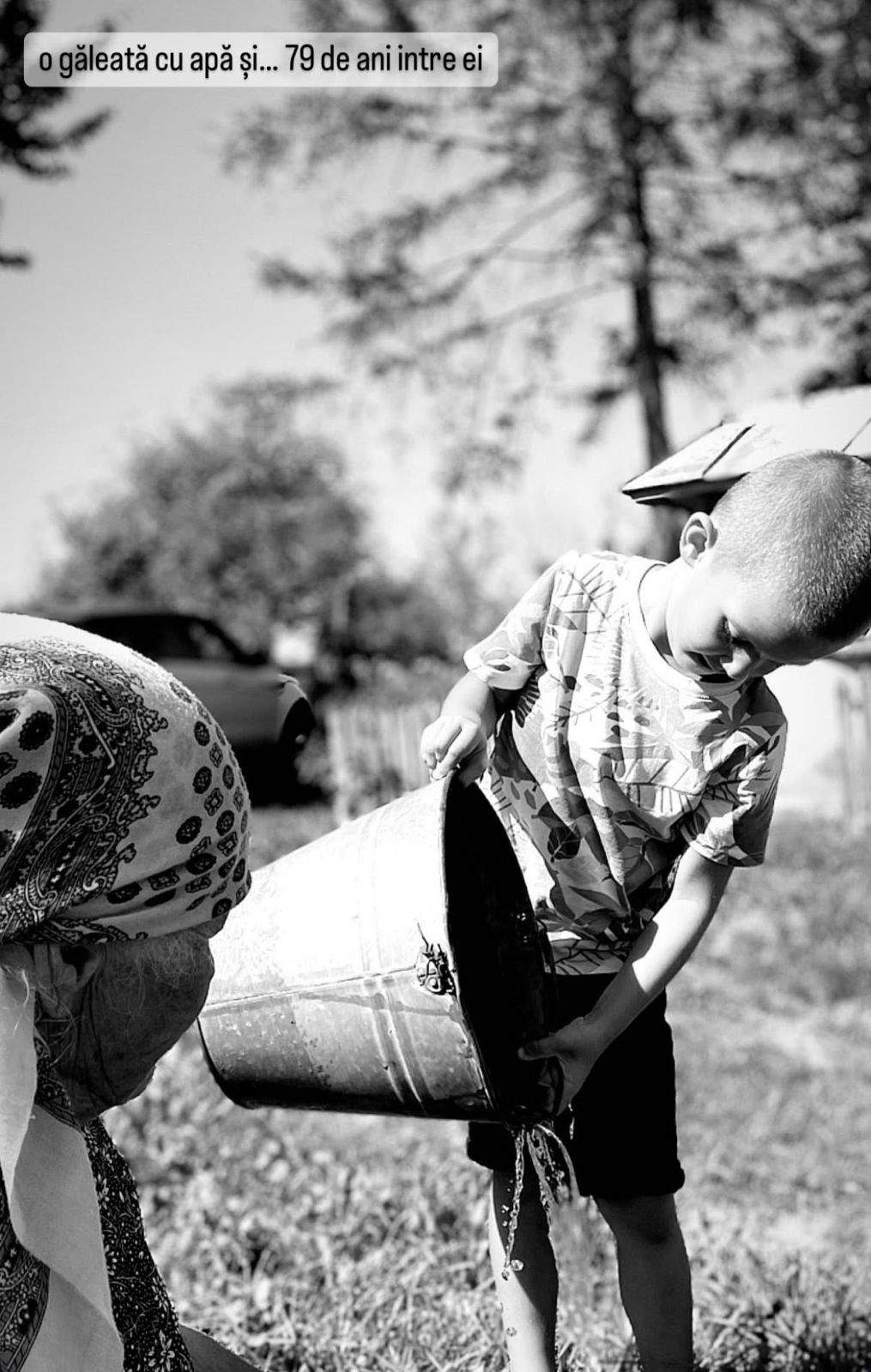 Bunica Antoniei Ștefănescu, alături de fiul lui Andrei Ștefănescu