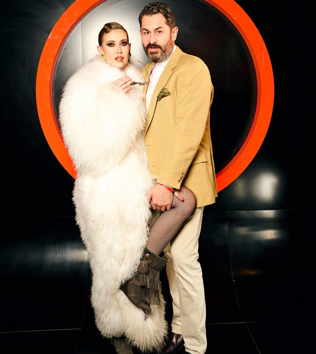 Iulia Albu, alături de partenerul ei, Mike