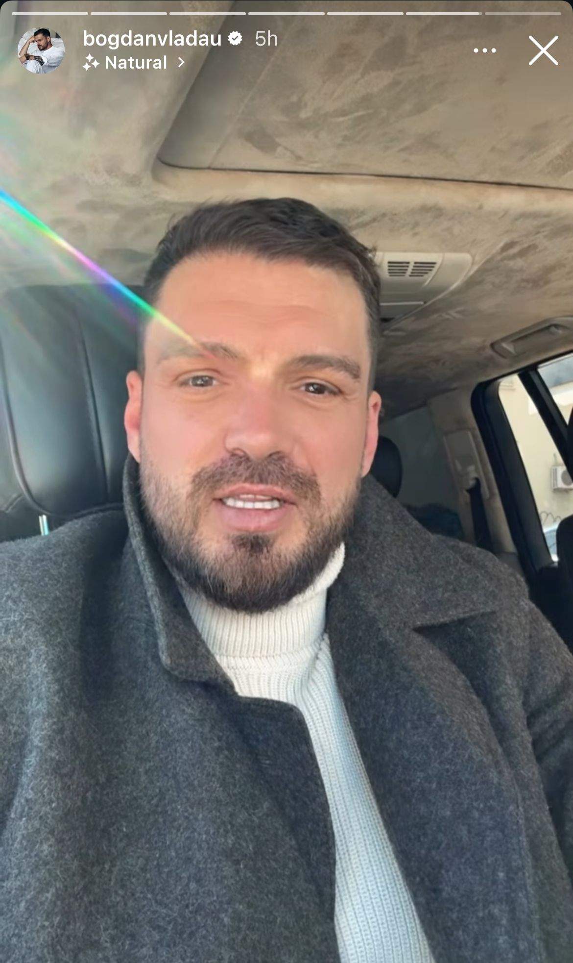 Bogdan Vlădău, în mașină