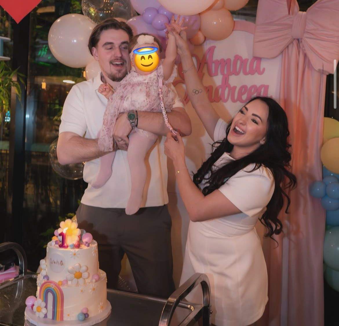 Imagini de la petrecere