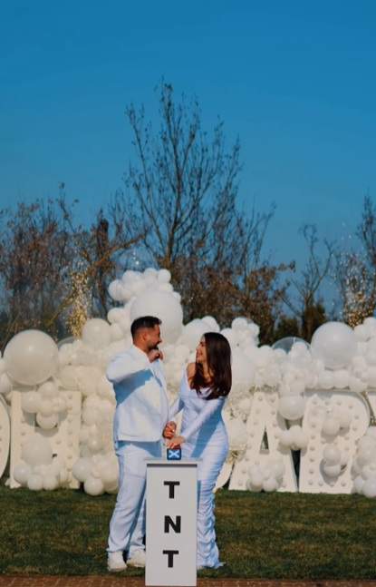 Iustina și Cornel de la Insula Iubirii au dezvăluit sexul celui de-al doilea bebeluș! Bucurie mai mare nu există!