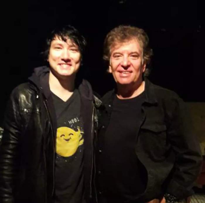 iulian vrabete si fiul său, victor