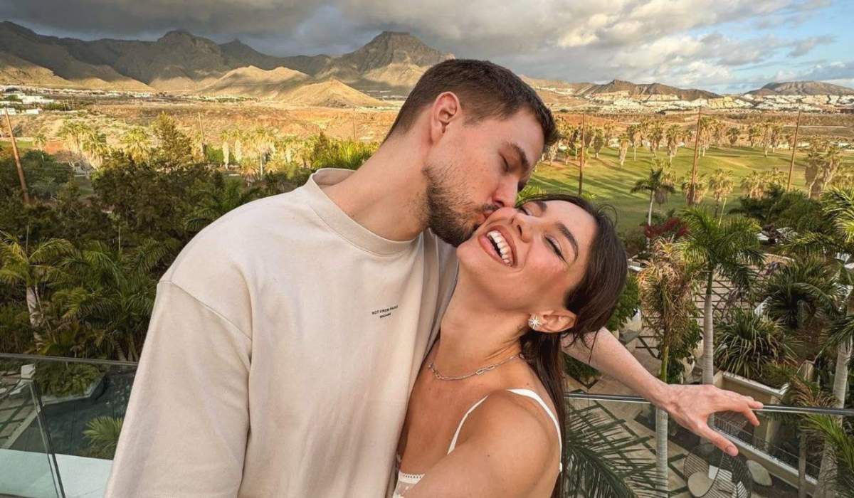 Mira, alături de fostul ei iubit