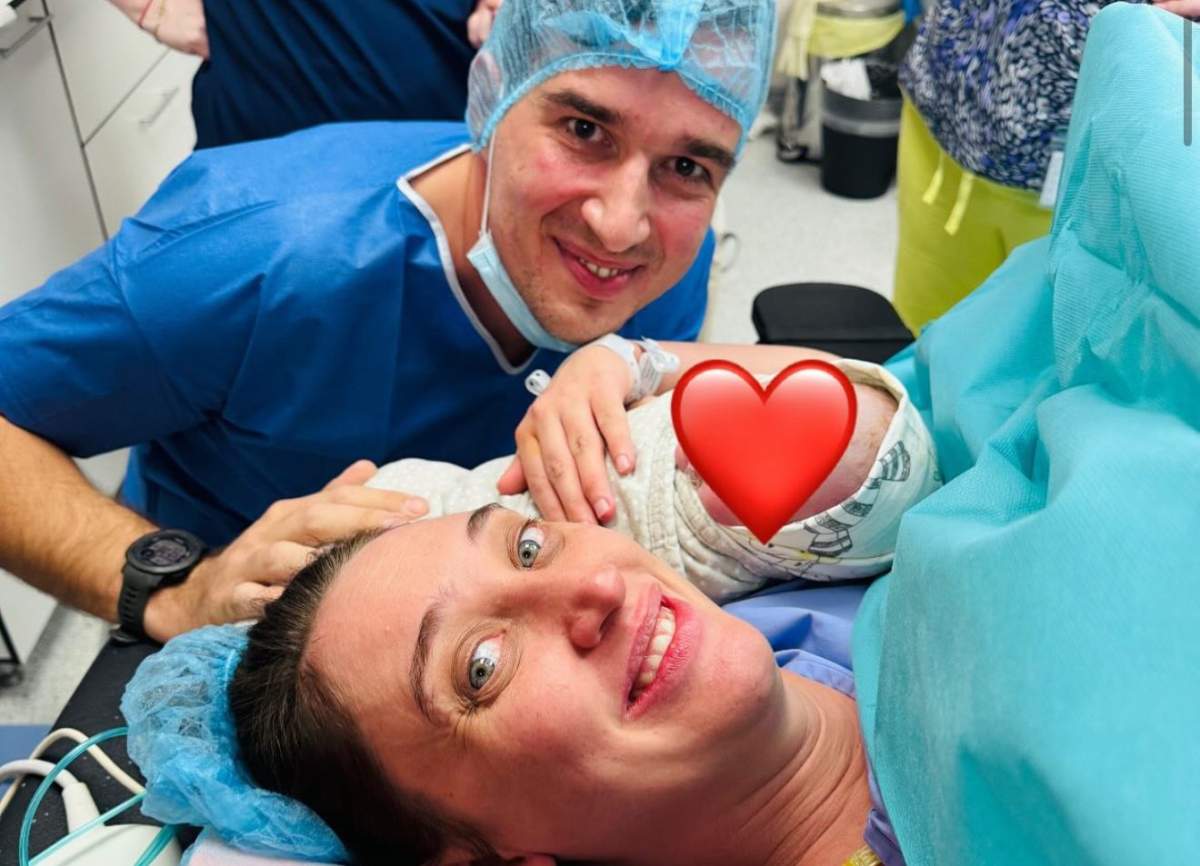 Ilona Brezoianu, alături de soțul ei și bebelușul lor