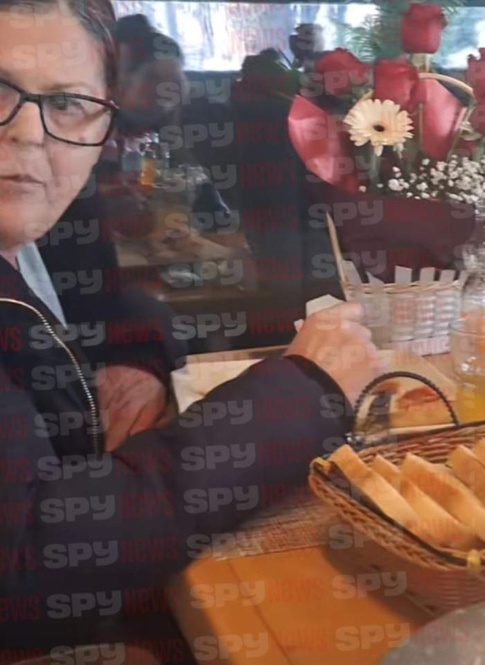 Cele mai noi imagini cu Betty Salam și fiul ei. Cu cine își petrec cei doi timpul. Așa îi păstrează vie amintirea Fănicăi