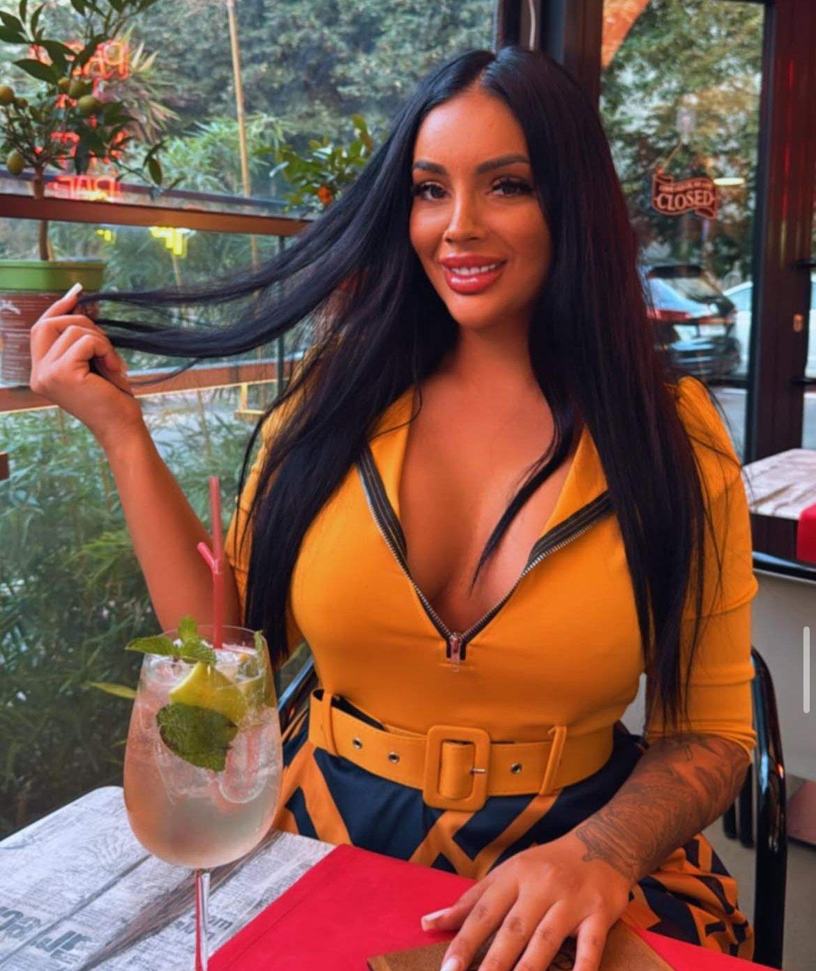 Ce s-a ales de Simina Loica, femeia pe care Jador a idolatrizat-o. Manelistul a vărsat multe lacrimi pentru ea