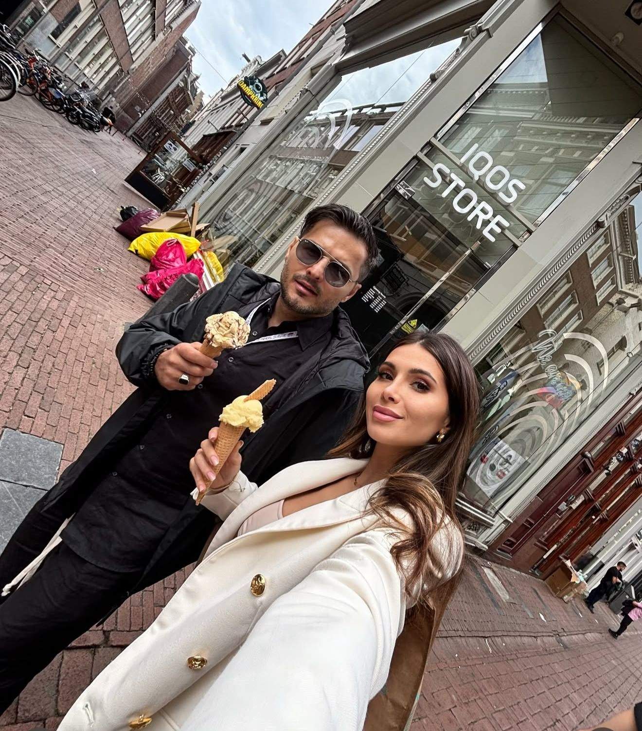 Liviu Vârciu, alături de soția sa