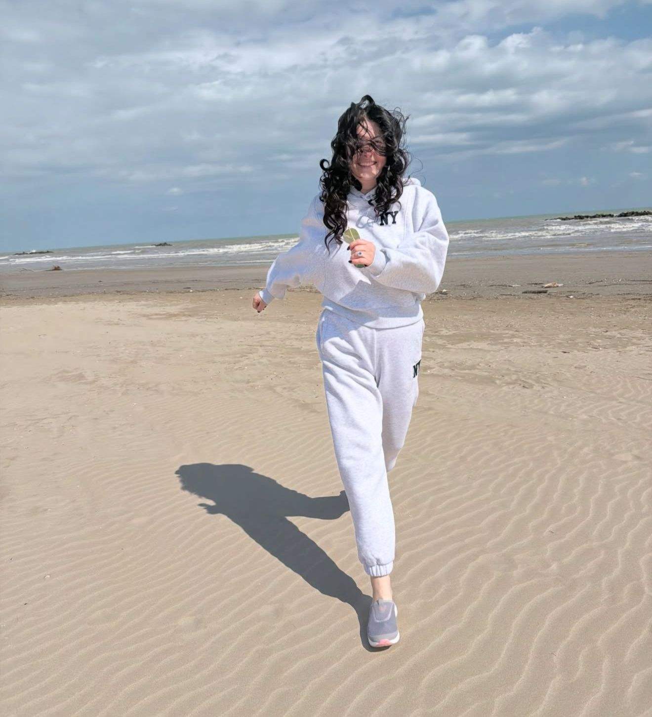 Gabriela Cristea, la mare, în Italia