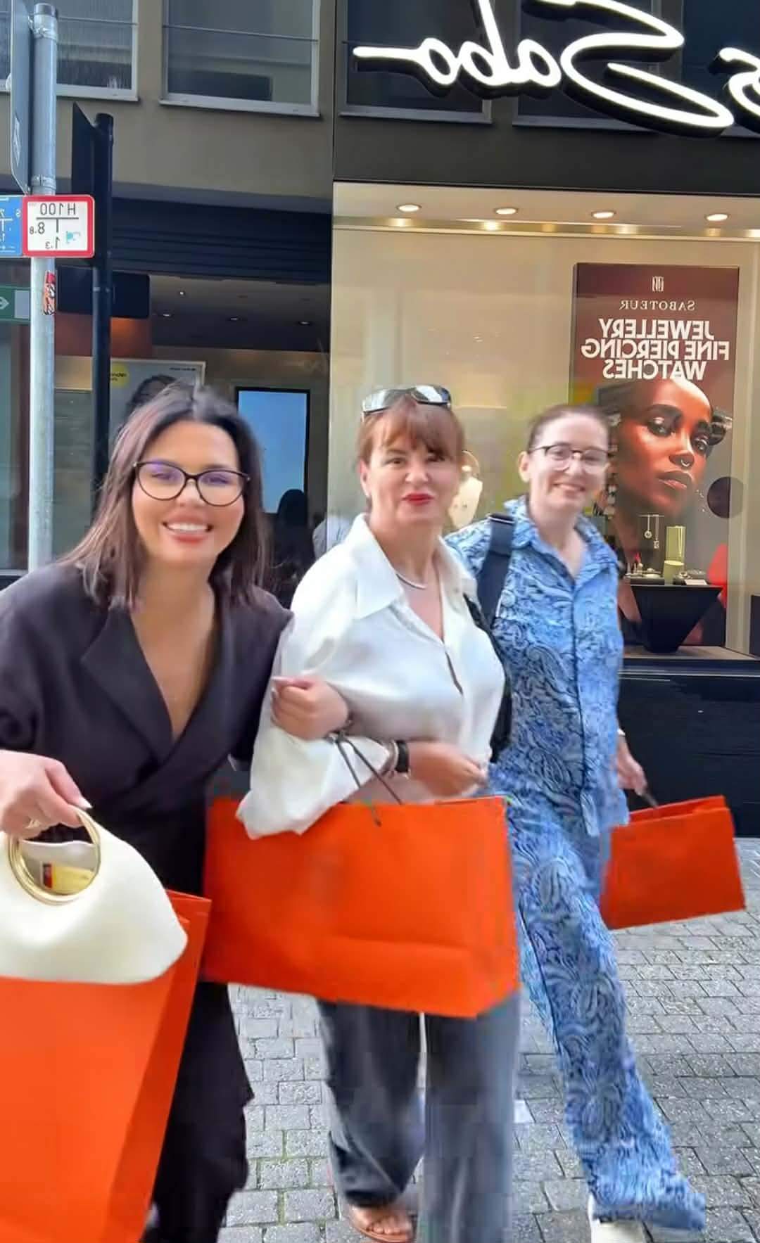 Andreea Popescu și soacra ei