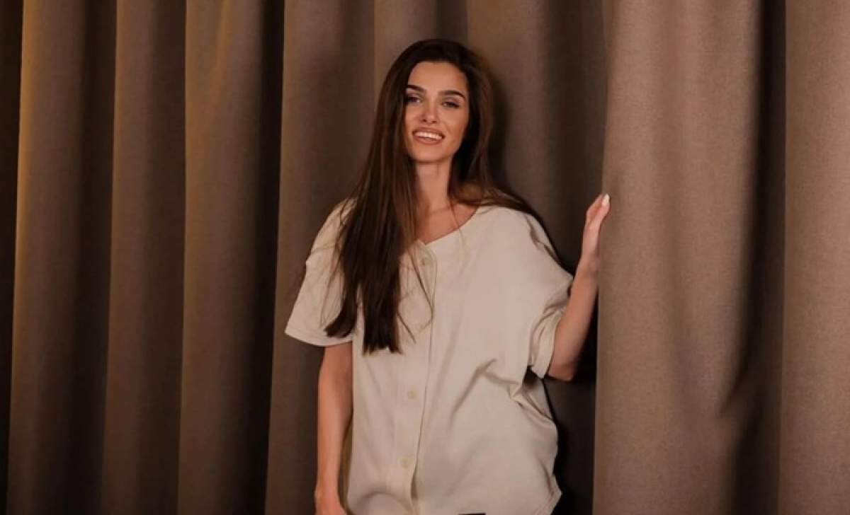 Theo Rose, îmbrăcată lejer