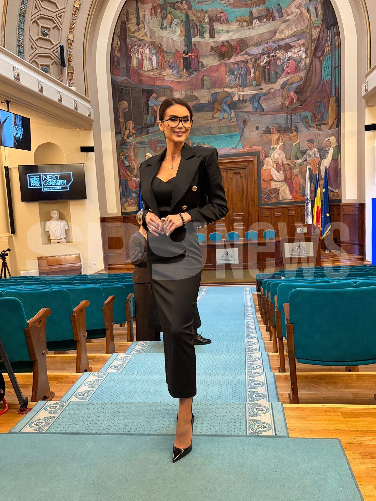 Geanina Ilieș deschide Bucharest Fashion Week! Prezentatoarea Știrilor Antena Stars, prezență impecabilă la evenimentul de clasă