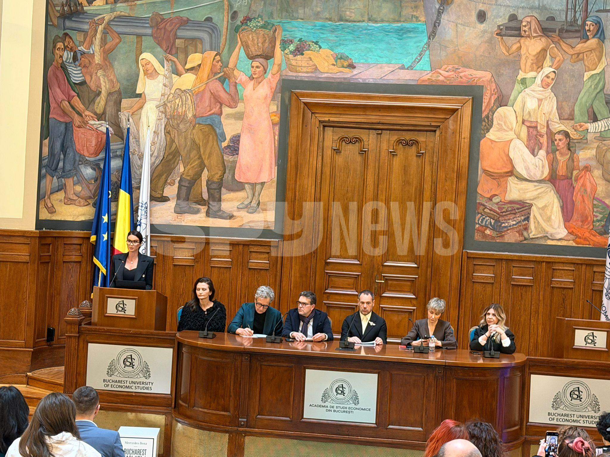 Geanina Ilieș deschide Bucharest Fashion Week! Prezentatoarea Știrilor Antena Stars, prezență impecabilă la evenimentul de clasă