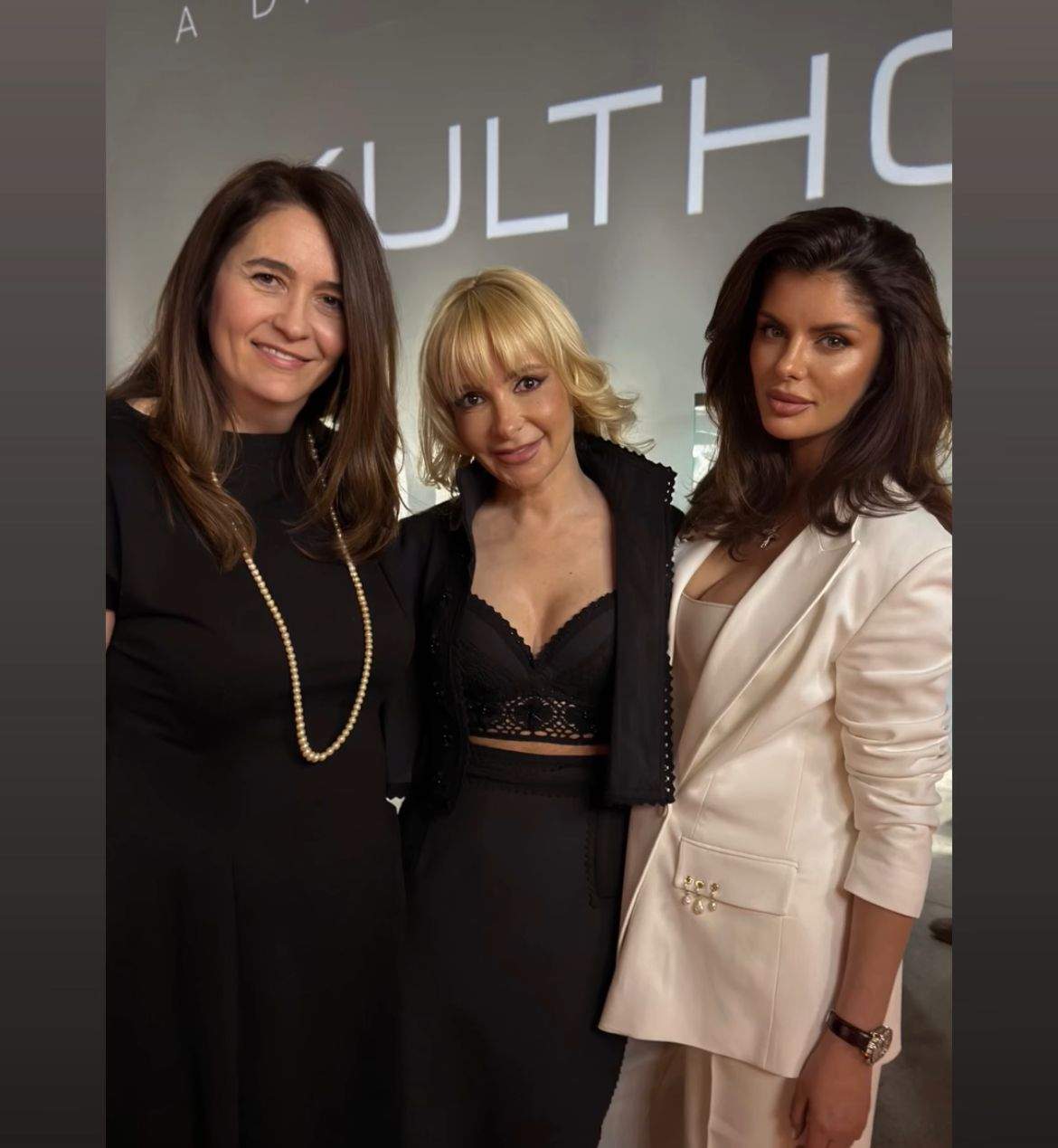 Cum s-au îmbrăcat vedetele în prima seară la Bucharest Fashion Week! GALERIE FOTO