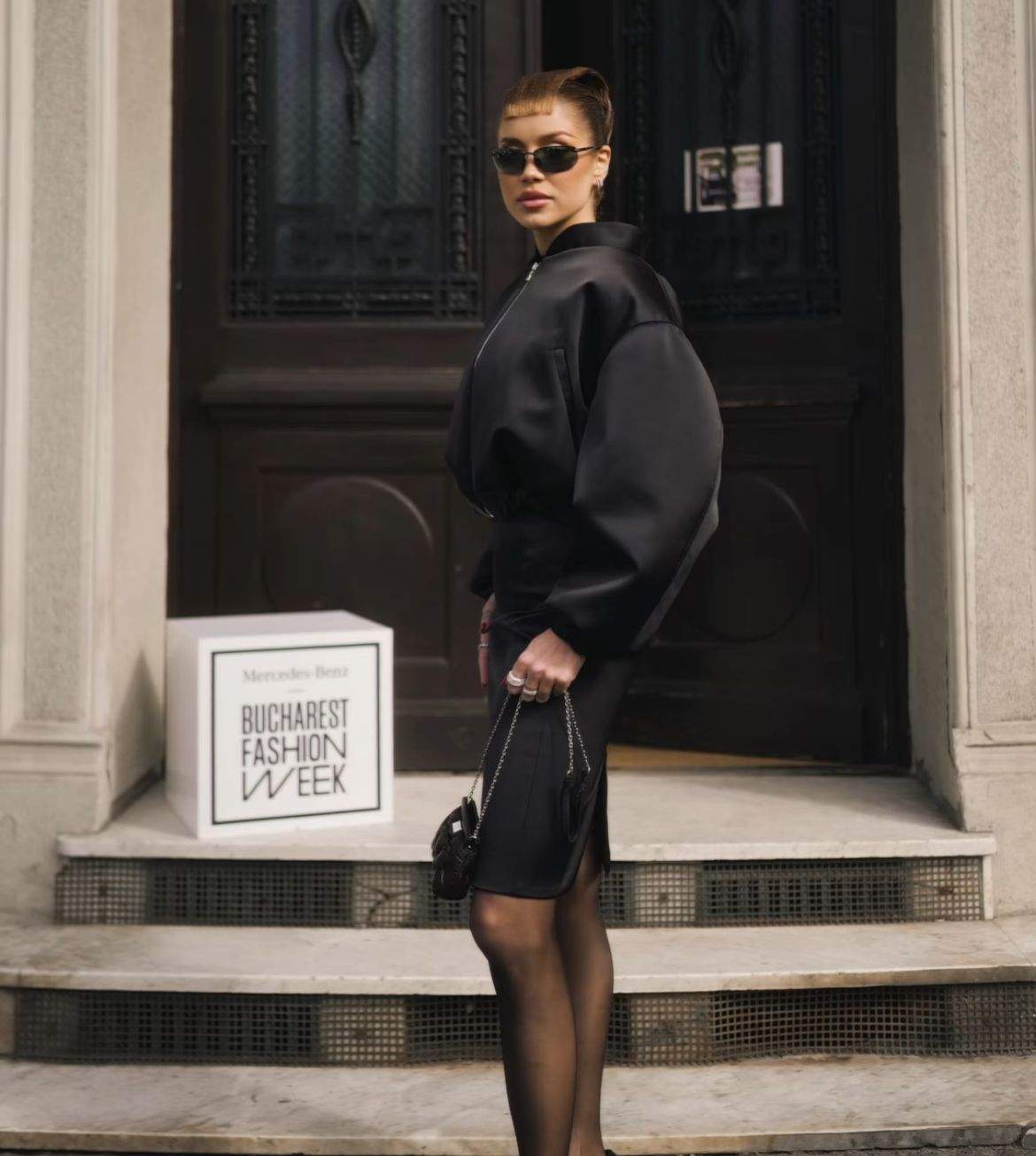 Cum s-au îmbrăcat vedetele în prima seară la Bucharest Fashion Week! GALERIE FOTO