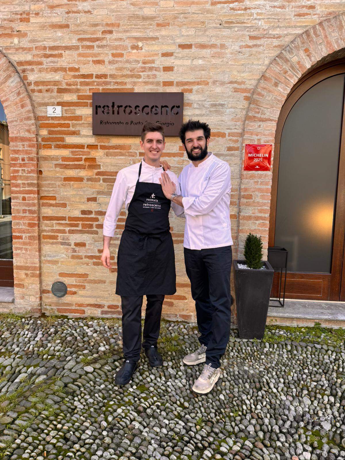 Luca Zvaleni, câștigătorul sezonului 16 Chefi la cuțite, a început stagiul la Retroscena, alături de Chef Richard: ”M-au fascinat ideile și combinațiile culinare ale Chef-ului”