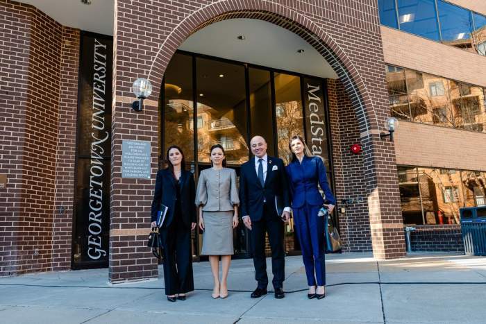 Cum arată cea de-a doua ținută pe care Mirabela Grădinaru a purtat-o la Casa Albă. Partenera lui Nicușor Dan a avut o apariție impecabilă