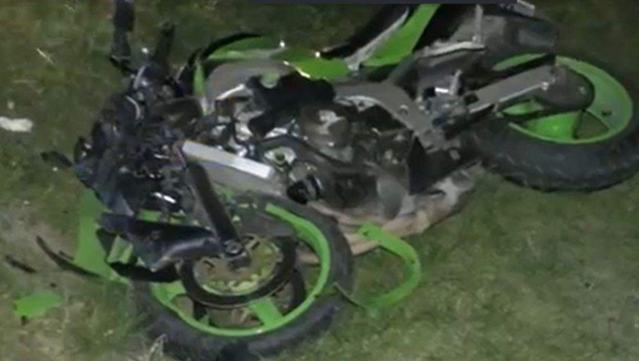 El este motociclistul de 21 de ani care a murit în accidentul din Mehedinţi. Avea o fetiță și urma să se căsătorească