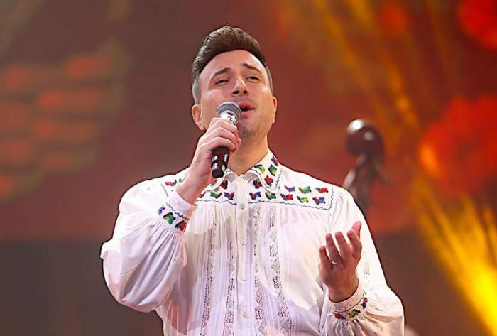 Valentin Sanfira, la un spectacol