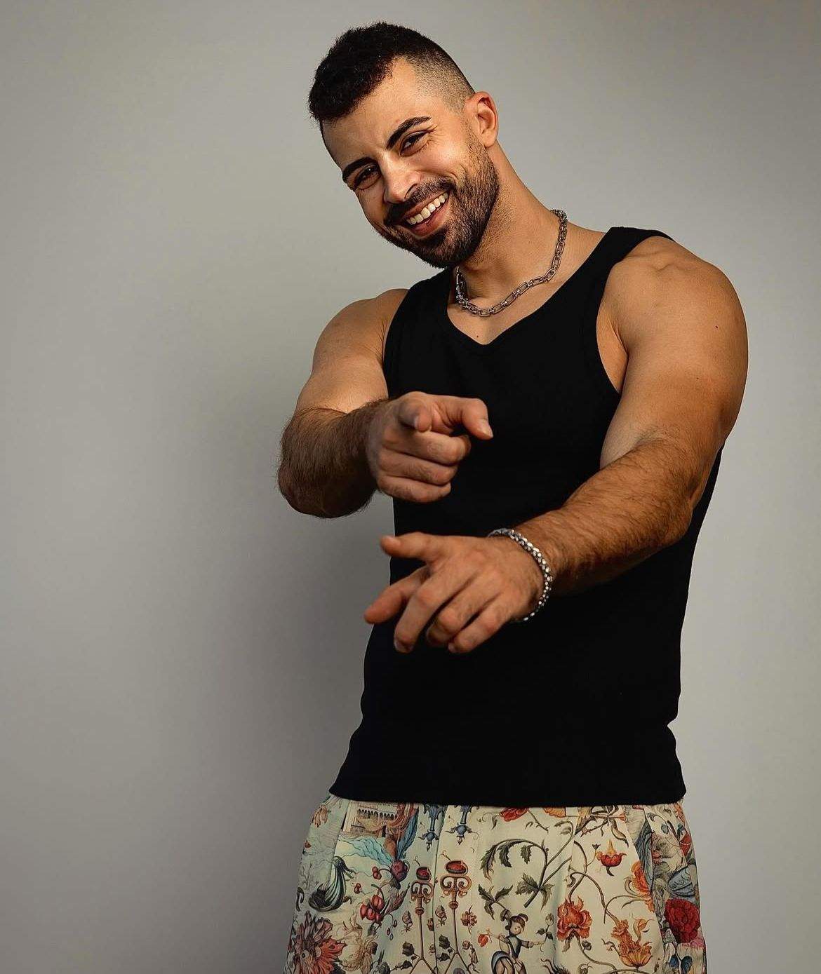 Steve Ant, iubitul Ramonei Olaru