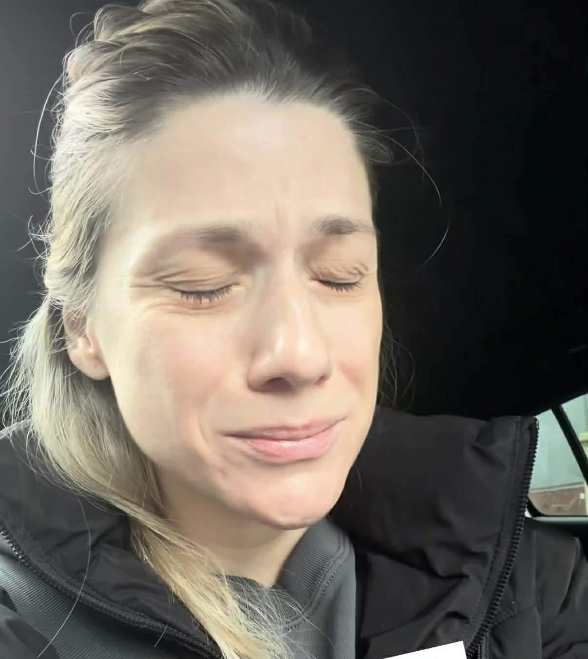 Tily Niculae nu s-a mai putut stăpâni! Ce a făcut-o pe actriță să plângă în hohote