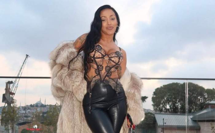 Ruby, fotografie sexy