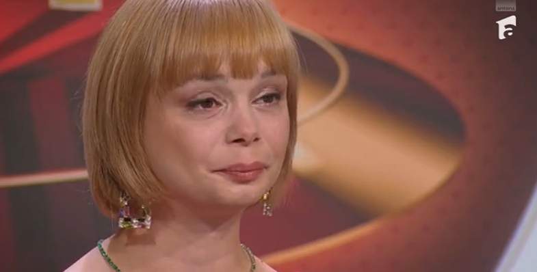 Povestea emoționantă a Adelei Gache, concurenta de la Chefi la Cuțite. A devenit mamă la 17 ani și își crește singură copiii