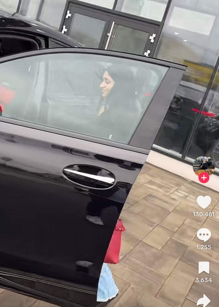 Melek și-a cumpărat mașină