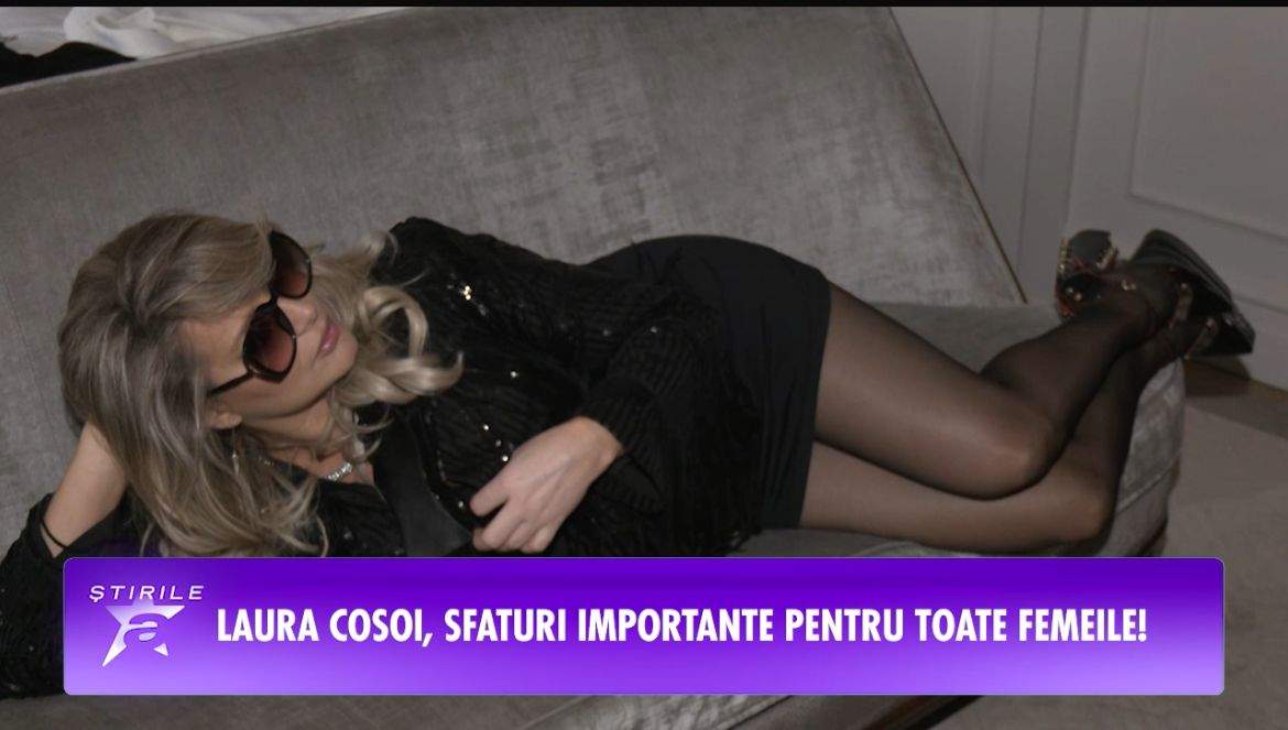 Laura Cosoi, pe canapea