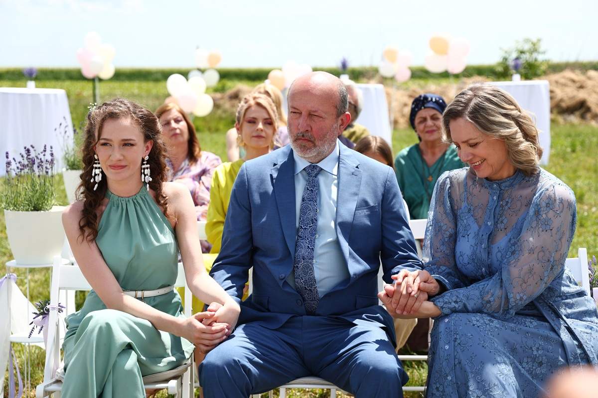 Serialul Iubire cu parfum de lavandă lansează spin-off-ul Destine cu parfum de lavandă, din 16 aprilie, în fiecare joi, de la 20.30, la Antena 1