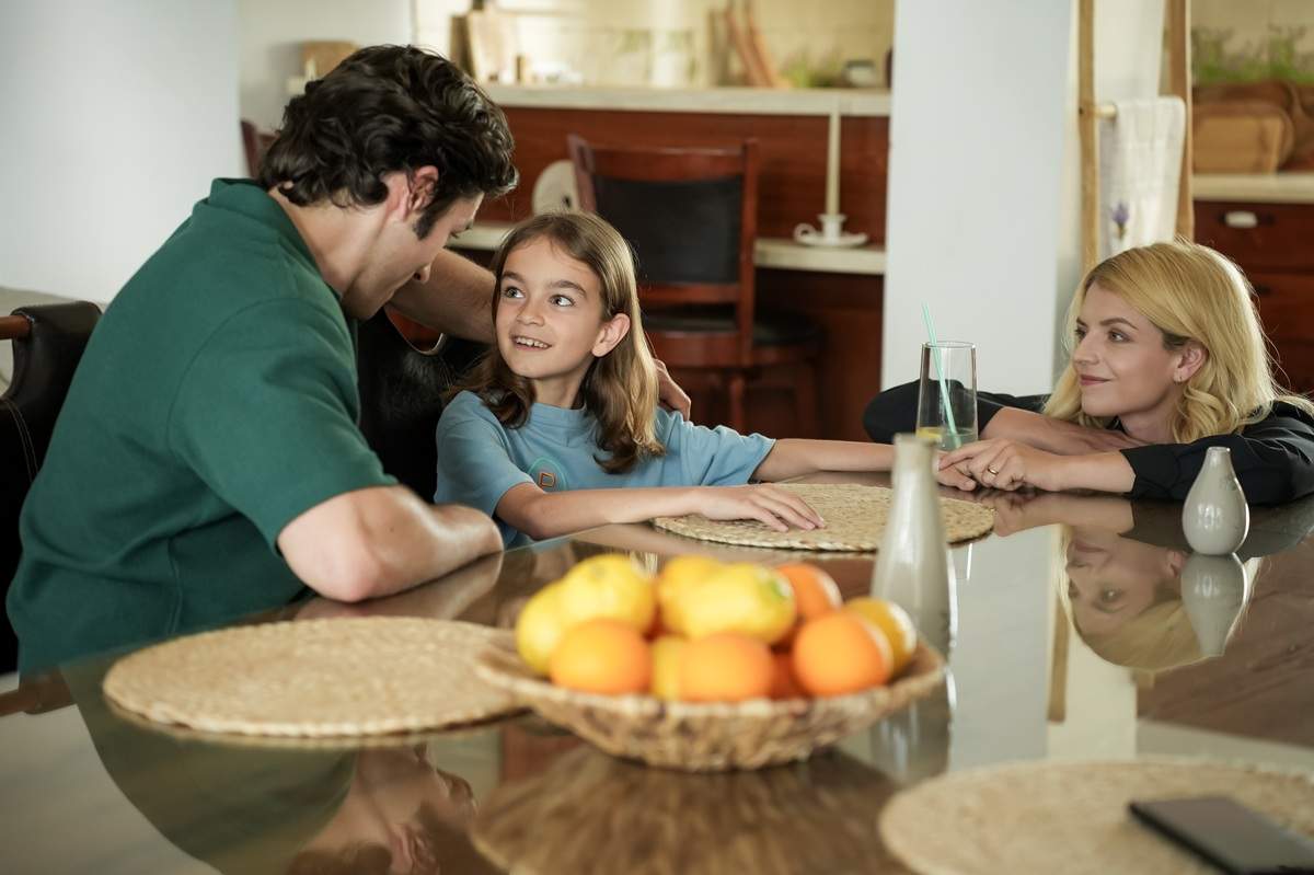 Serialul Iubire cu parfum de lavandă lansează spin-off-ul Destine cu parfum de lavandă, din 16 aprilie, în fiecare joi, de la 20.30, la Antena 1