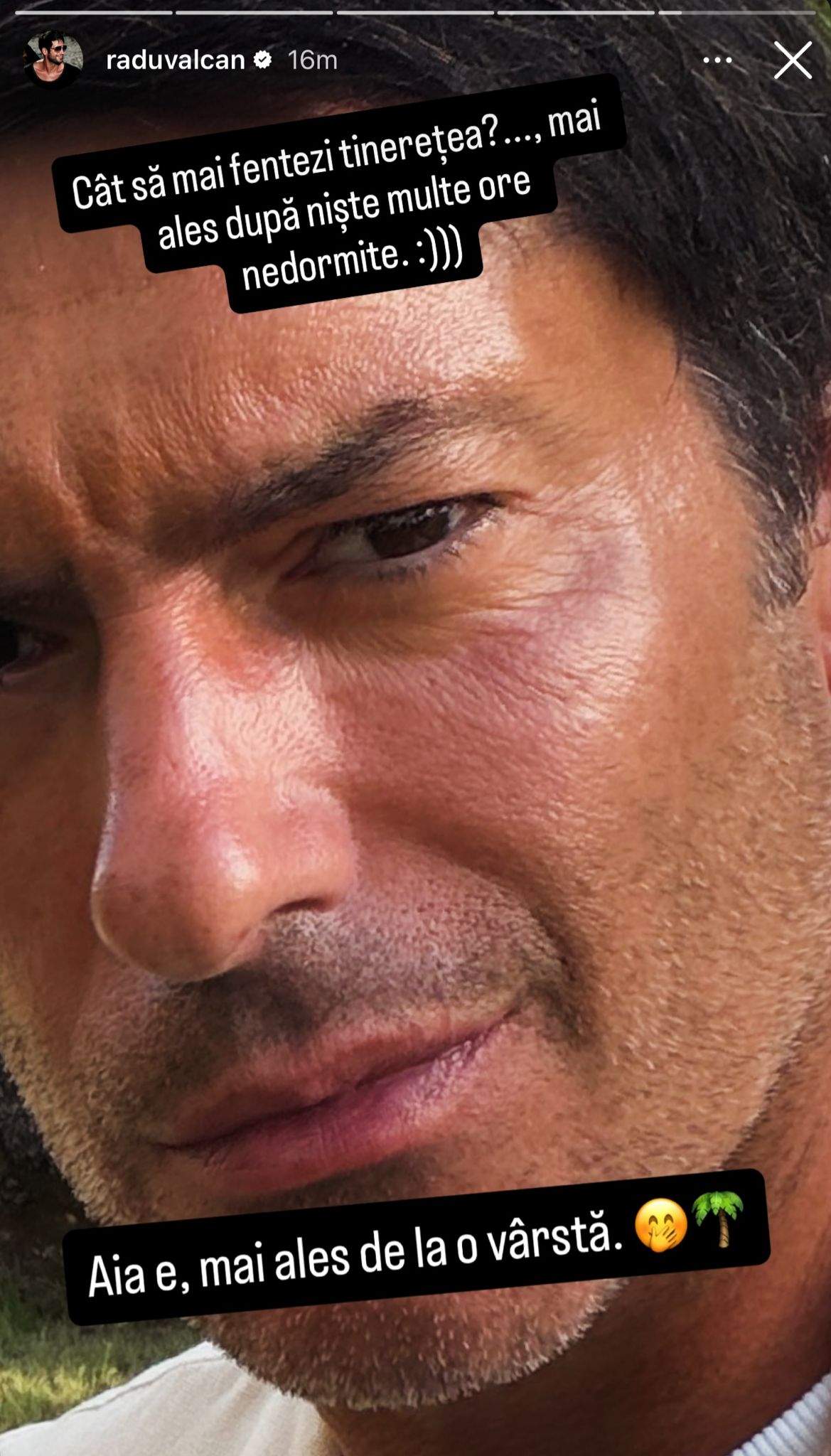 Radu Vâlcan și-a afișat ridurile